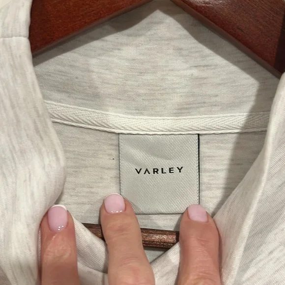 Varley Betsy Sweatshirt - Picture 2 of 5